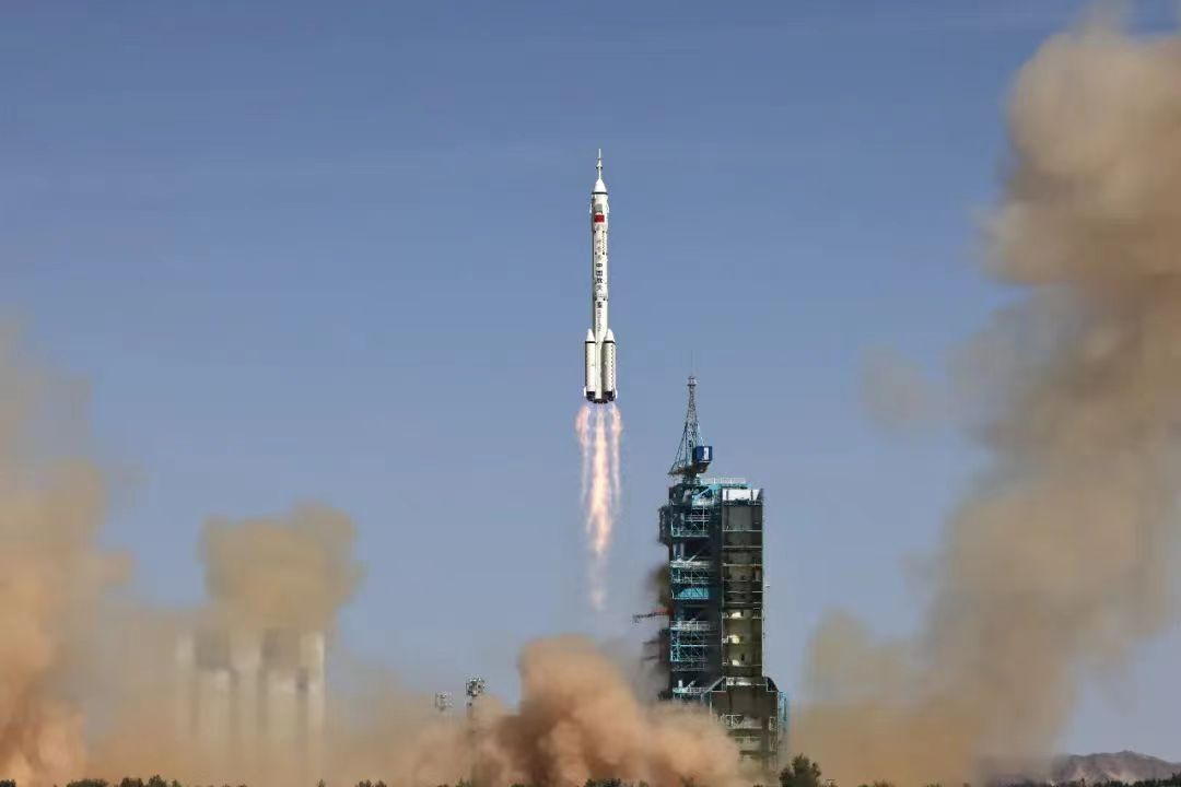 神舟十四號載人飛船發射取得圓滿成功。(圖1)